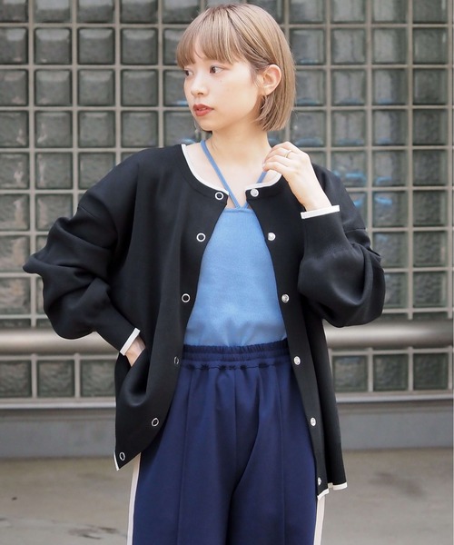 tiptop（ティップトップ）の「[新色登場]アソート前後2wayBIGカーディガン（カーディガン/ボレロ・レディース・アイボリー/ブラック/ブラック系その他/グリーン/グリーン系その他/パープル/イエロー/ピンク/ピンク系その他/グリーン系その他2/ブルー/ブラック系その他2/グリーン系その他3/エンジ/ホワイト系その他/ブラック系その他3/ライトブルー/レッド/ブラック系その他4/ホワイト系その他3/ホワイト系その他2・FREE）」の9枚目の写真