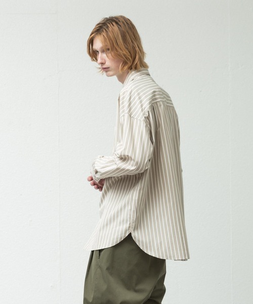 SLICK（スリック）の「100/2ストライプドロップショルダーシャツ（シャツ/ブラウス・メンズ・ベージュ/ネイビー/サックスブルー/ブルー・1/2/3）」の6枚目の写真