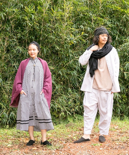 チャイハネ(チャイハネ)の「【チャイハネ】タビノWAYストール(ストール/ショール・レディース・ホワイト/ブラック/ベージュ/パープル/ブラウン/ブルー・FREE)」の9枚目の写真