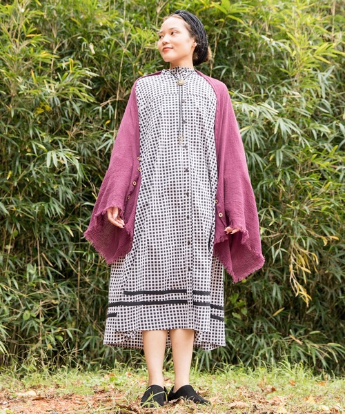 チャイハネ(チャイハネ)の「【チャイハネ】タビノWAYストール(ストール/ショール・レディース・ホワイト/ブラック/ベージュ/パープル/ブラウン/ブルー・FREE)」の16枚目の写真