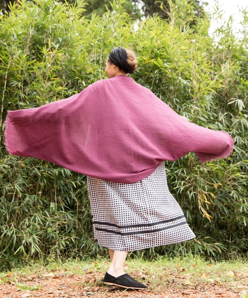 チャイハネ(チャイハネ)の「【チャイハネ】タビノWAYストール(ストール/ショール・レディース・ホワイト/ブラック/ベージュ/パープル/ブラウン/ブルー・FREE)」の18枚目の写真