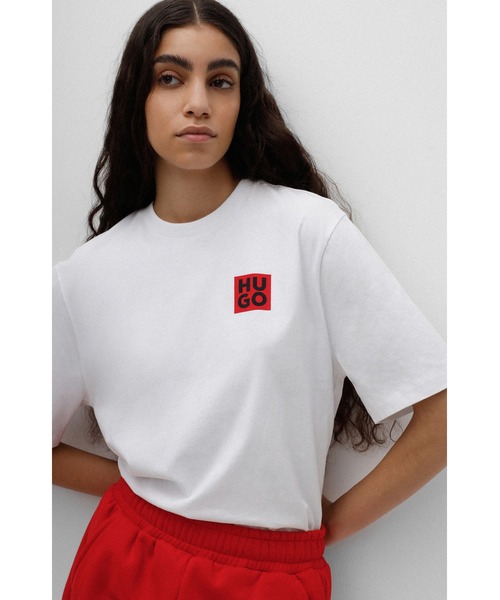 HUGO(ヒューゴ)の「ロゴスローガン リラックスフィット コットンTシャツ(Tシャツ/カットソー・レディース・ホワイト/ブラック・S/M/XS/L)」の5枚目の写真