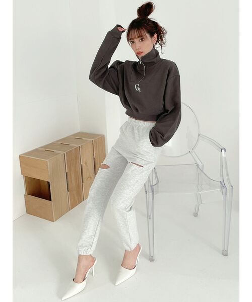 GYDA（ジェイダ）の「ハーフZIPショートスウェットTOPS（ニット