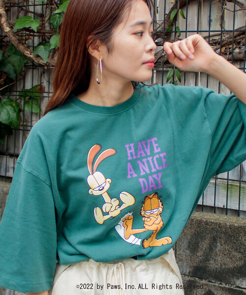 GLOSTER（グロスター）の「【GARFIELD/ガーフィールド】別注 ガーフィールドTシャツ VINTAGE DYEING（Tシャツ/カットソー・メンズ・オフホワイト/グリーン/スミクロ・MEDIUM/LARGE）」の3枚目の写真