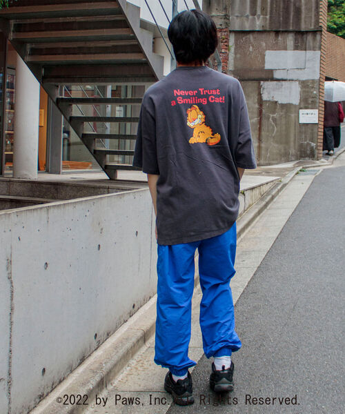 GLOSTER（グロスター）の「【GARFIELD/ガーフィールド】別注 ガーフィールドTシャツ VINTAGE DYEING（Tシャツ/カットソー・メンズ・オフホワイト/グリーン/スミクロ・MEDIUM/LARGE）」の11枚目の写真