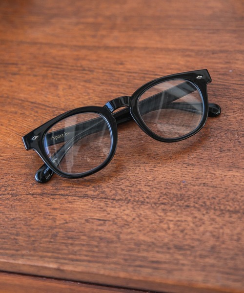 A part by(アパートバイ)の「【UVカット/曇り止め付】フレームメガネ(メガネ・レディース・ブラック/GOLD /ホワイト系その他2/ベージュ/ブラウン/シルバー・FREE)」の7枚目の写真