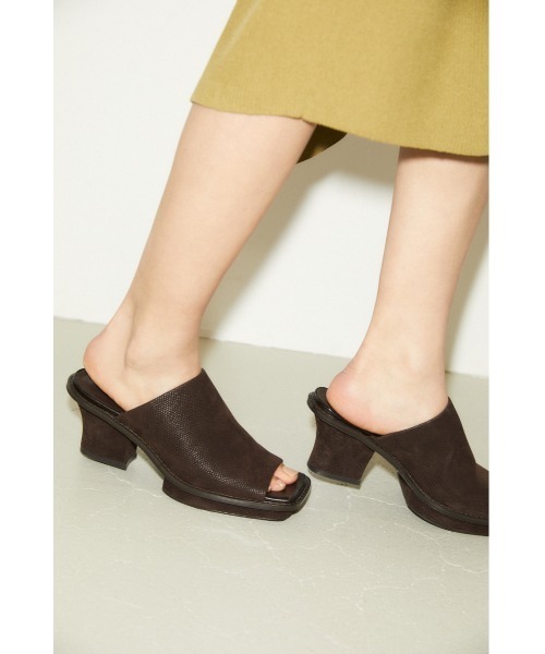 THROW by SLY（スローバイスライ）の「THROW COVERED SANDAL サンダル（サンダル・レディース・イエロー/ブラウン・SMALL/MEDIUM/LARGE）」の12枚目の写真