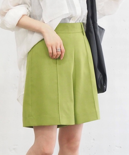 tiptop(ティップトップ)の「【ZOZO限定Sサイズあり】リネンタッチセンタープレスショートパンツ【2サイズ展開/セットアップ対応】(スラックス・レディース・ブラック/アイボリー/ダークオレンジ/グリーン系その他/ダークブラウン/チャコールグレー・S/M)」の5枚目の写真