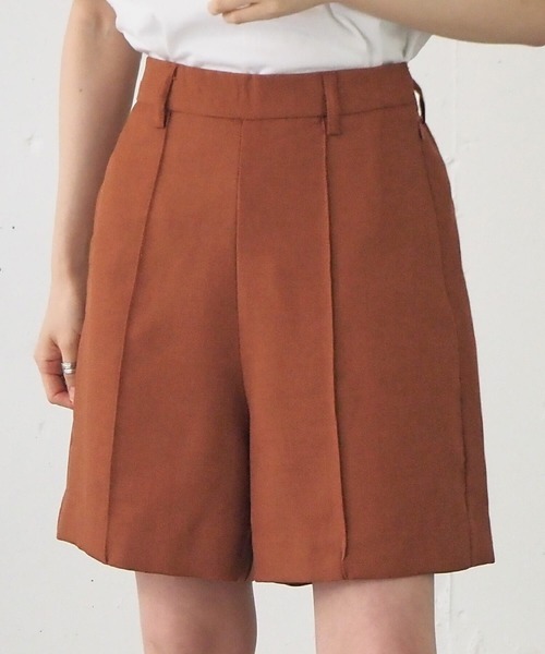 tiptop(ティップトップ)の「【ZOZO限定Sサイズあり】リネンタッチセンタープレスショートパンツ【2サイズ展開/セットアップ対応】(スラックス・レディース・ブラック/アイボリー/ダークオレンジ/グリーン系その他/ダークブラウン/チャコールグレー・S/M)」の6枚目の写真