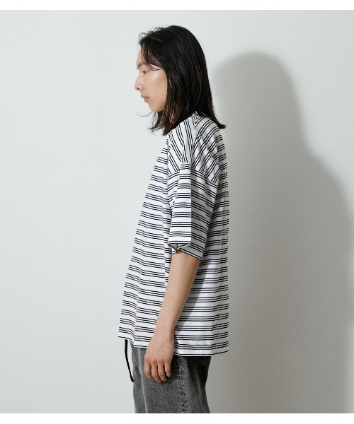 AZUL by moussy（アズールバイマウジー）の「BORDER BIG TEE/ボーダービッグTシャツ（Tシャツ/カットソー・メンズ・ブルー系その他/ホワイト系その他・MEDIUM/LARGE）」の9枚目の写真