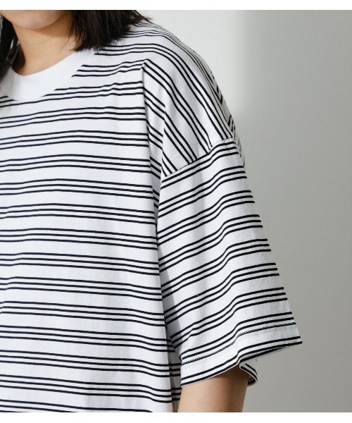 AZUL by moussy（アズールバイマウジー）の「BORDER BIG TEE/ボーダービッグTシャツ（Tシャツ/カットソー・メンズ・ブルー系その他/ホワイト系その他・MEDIUM/LARGE）」の12枚目の写真