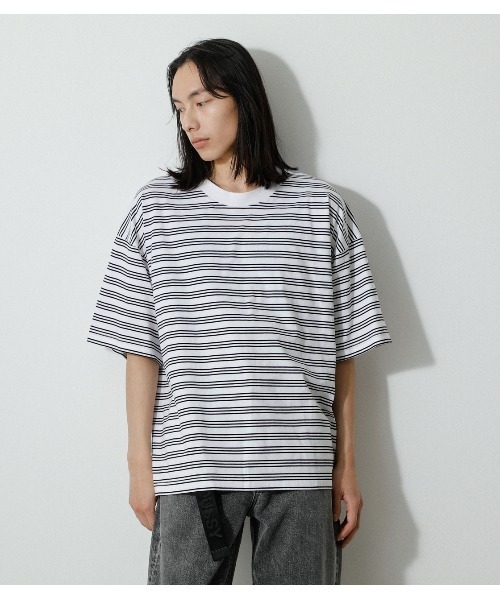 AZUL by moussy（アズールバイマウジー）の「BORDER BIG TEE/ボーダービッグTシャツ（Tシャツ/カットソー・メンズ・ブルー系その他/ホワイト系その他・MEDIUM/LARGE）」の8枚目の写真