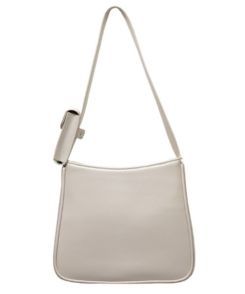 select MOCA（セレクトモカ）の「フェイクレザーポーチ付きスクエアバッグ（ハンドバッグ・レディース・ブラック/アイボリー・FREE）」の11枚目の写真