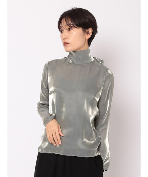 MECRE（メクル）の「グロッシーバックリボンブラウス（シャツ/ブラウス 