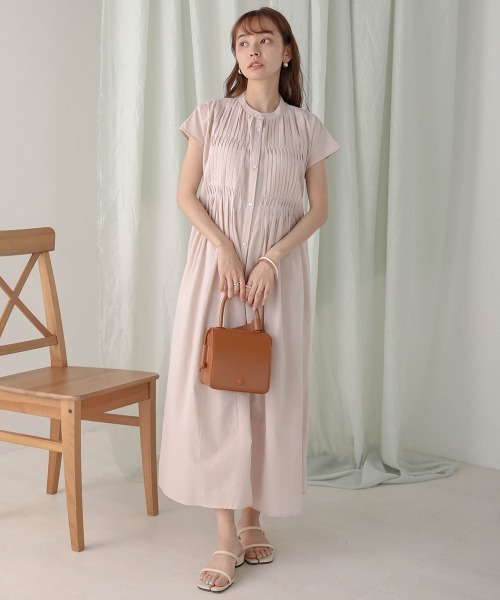 Bab（バブ）の「ねじりピンタックシャツワンピース（シャツワンピース・レディース・ライトグレー/ネイビー/オフホワイト/ピンク/ベージュ系その他・M）」の10枚目の写真