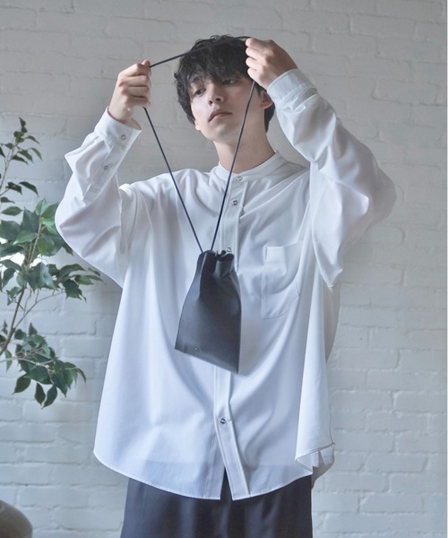 Alpinus（アルピナス）の「Alpinus - leather purse bag / レザー巾着バック（ショルダーバッグ・メンズ・ブラック・FREE）」の8枚目の写真