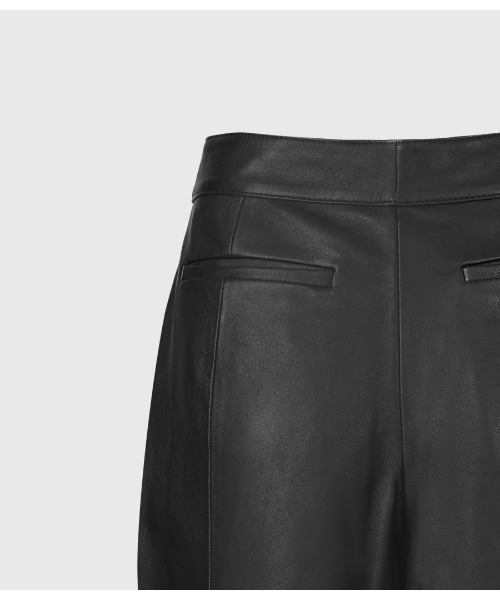ALLSAINTS（オールセインツ）の「LEAH LEATHER CULOTTE | LEAH レザー 