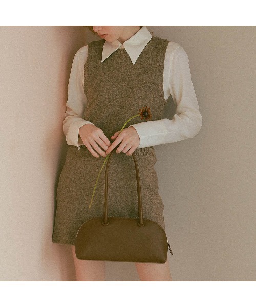 EFOLE（エフォル）の「【EFOLE】 ロングハンドル ワイド ボストンバッグ（ボストンバッグ・レディース・ブラック/オフホワイト/ブラウン・FREE）」の4枚目の写真