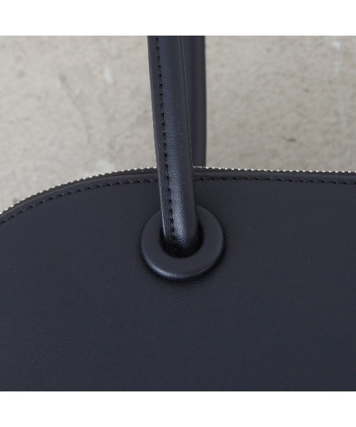 EFOLE（エフォル）の「【EFOLE】 ロングハンドル ワイド ボストンバッグ（ボストンバッグ・レディース・ブラック/オフホワイト/ブラウン・FREE）」の10枚目の写真