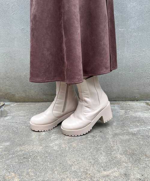 MAJESTIC LEGON(マジェスティックレゴン)の「サイドゴアブーツ(ブーツ・レディース・ブラック/ブラウン/アイボリー・SMALL/MEDIUM/LARGE/X-LARGE)」の17枚目の写真