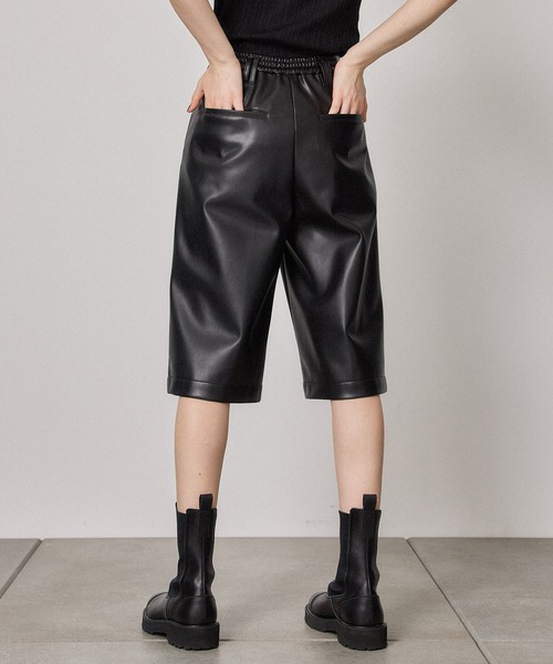 PUBLIC TOKYO（パブリックトウキョウ）の「エコレザーハーフパンツ