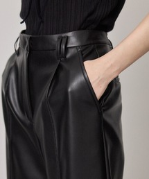 PUBLIC TOKYO（パブリックトウキョウ）の「エコレザーハーフパンツ