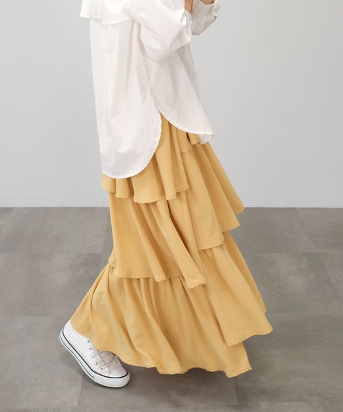 ＡＮＤＪ（アンドジェイ）の「【2022/AW】トロピカルステップティアードスカート（スカート・レディース・ブラック/ピンク/イエロー/モカ/ベージュ系その他・M）」の4枚目の写真