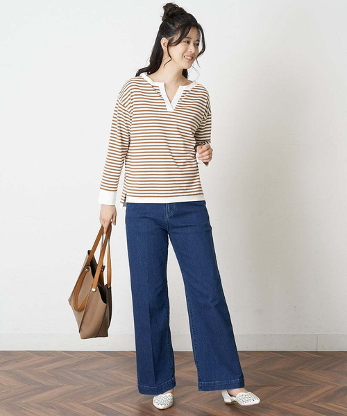 OFUON le MK（オフオンルエムケー）の「【洗濯機で洗える】ストレッチワイドデニムパンツ（デニムパンツ・レディース・ネイビー/ブルー・40/38/36）」の4枚目の写真