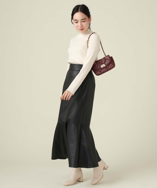 archives(アルシーヴ)の「モチモチリブニット(ニット/セーター・レディース・ブラック/オフホワイト/オレンジ/ブルー/ホワイト×ブラック/グレイッシュベージュ/グリーン・MEDIUM)」の13枚目の写真