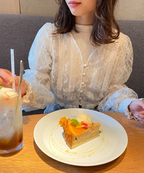 one after another NICE CLAUP(ワンアフターアナザーナイスクラップ)の「【スタッフ考案】レースブラウスハイネックインナーセット(シャツ/ブラウス・レディース・ベージュ/オフホワイト/ピンクベージュ・FREE)」の14枚目の写真