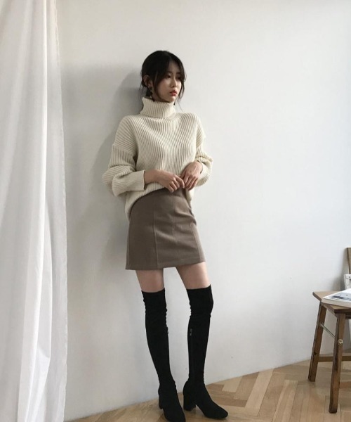 CLEA(クレア)の「タートルネックオーバーサイズ太リブニット(ニット/セーター・レディース・ブラック/ブラウン/アイボリー・FREE)」の20枚目の写真