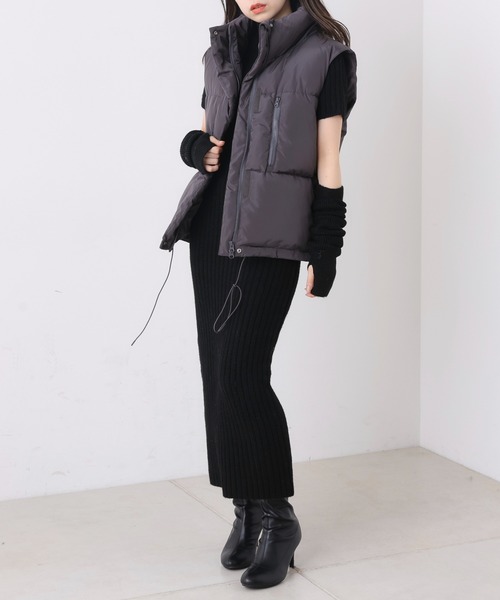 Chico（チコ）の「ミドル中綿ベスト（ダウンベスト・レディース・チャコールグレー/ブラック/アイボリー・FREE）」の19枚目の写真