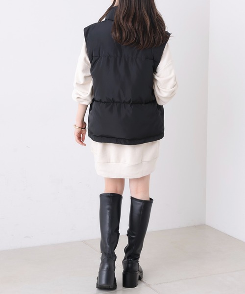 Chico（チコ）の「ミドル中綿ベスト（ダウンベスト・レディース・チャコールグレー/ブラック/アイボリー・FREE）」の15枚目の写真