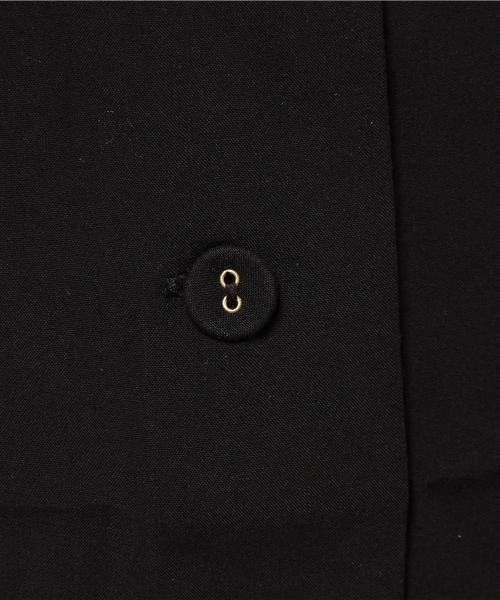 mystic（ミスティック）の「Vフリルガウン（シャツ/ブラウス・レディース・マスタード/ベージュ/オフホワイト/ブラック/カーキ・ﾌﾘ-）」の13枚目の写真