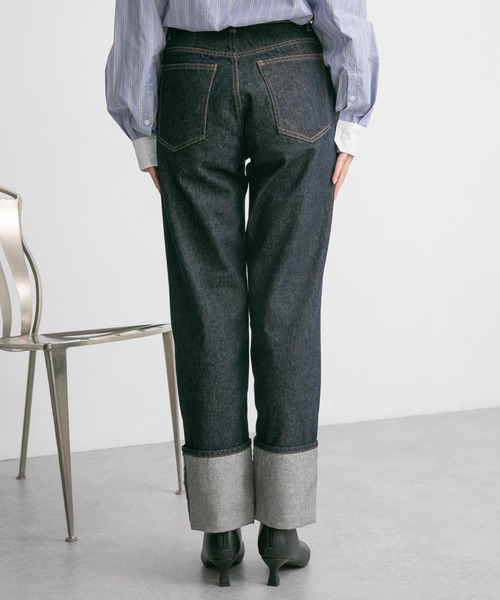 KBF（ケイビーエフ）の「ターンアップストレートデニム（デニムパンツ・レディース・ノンウォッシュ/ホワイト・38/36）」の14枚目の写真