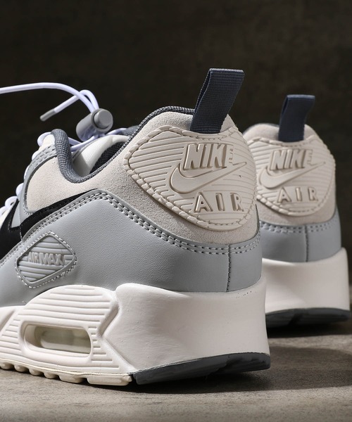 NIKE（ナイキ）の「NIKE AIR MAX 90 SE DZ5167-077（スニーカー）」 - WEAR