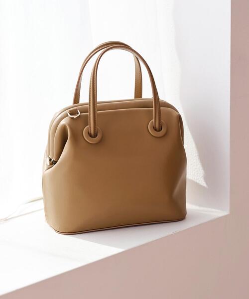 green label relaxing(グリーンレーベルリラクシング)の「クラシック ボックス ガマグチ 2WAYバッグ(ショルダーバッグ・レディース・ブラック/ピンク/ライム/クリーム/モカ・FREE)」の2枚目の写真