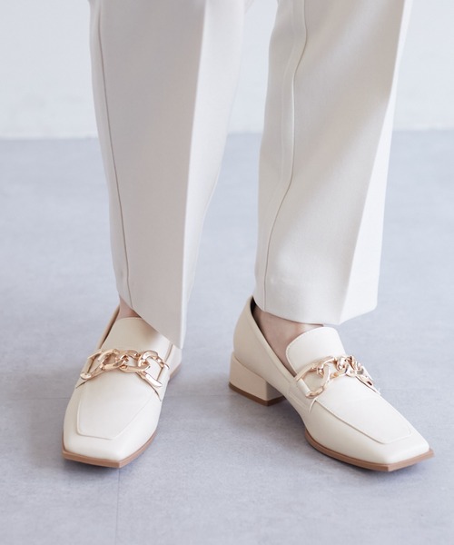 DISCOAT（ディスコート）の「《S〜Lサイズ》チェーンローファー（ローファー・レディース・ベージュ/アイボリー/ブラック・SMALL/MEDIUM/LARGE）」の21枚目の写真