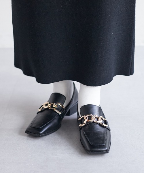 DISCOAT（ディスコート）の「《S〜Lサイズ》チェーンローファー（ローファー・レディース・ベージュ/アイボリー/ブラック・SMALL/MEDIUM/LARGE）」の4枚目の写真