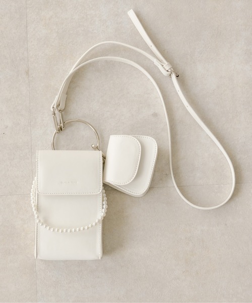 OLIVE des OLIVE（オリーブデオリーブ）の「【WEB限定】リング付きスマホショルダー（ショルダーバッグ・レディース・ピンク/ライム/アイボリー/ブラック・FREE）」の13枚目の写真