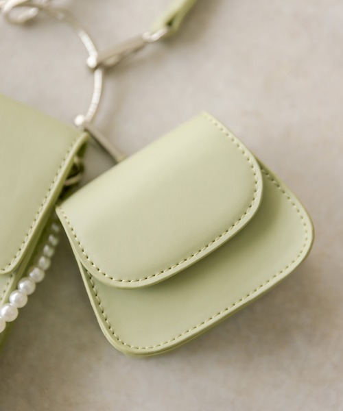 OLIVE des OLIVE（オリーブデオリーブ）の「【WEB限定】リング付きスマホショルダー（ショルダーバッグ・レディース・ピンク/ライム/アイボリー/ブラック・FREE）」の17枚目の写真