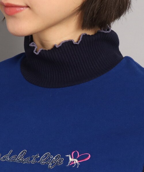 adabat（アダバット）の「メローフリルモックネックプルオーバー（Tシャツ/カットソー・レディース・ブルー/ホワイト/グレー系・38/42/40）」の4枚目の写真