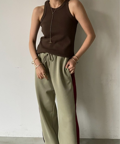 AIC.（エーアイシー）の「再入荷 カットリブアメスリタンクトップ（タンクトップ・レディース・イエロー/ピンク/グリーン/ブラウン/ブラック/オフホワイト/カーキ/ナチュラル・FREE）」の21枚目の写真