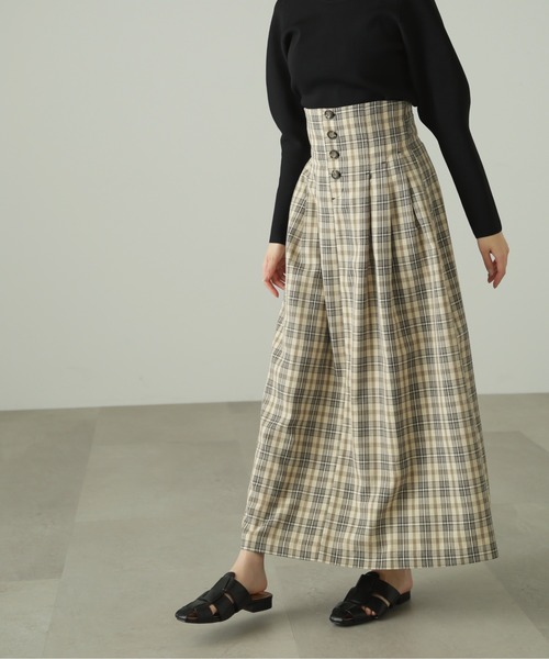 FREE'S MART（フリーズマート）の「◆ハイウエストタックチェックフレアスカート（スカート・レディース・ベージュ系その他/パープル系その他・SMALL/MEDIUM）」の6枚目の写真