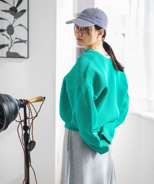 bohmal（ボマール）の「前後2WAY袖タックカラフルダンボールニットカーディガン（カーディガン/ボレロ・レディース・ブラック/ピンク/ライム/オレンジ/ブルー/グリーン・FREE）」の10枚目の写真