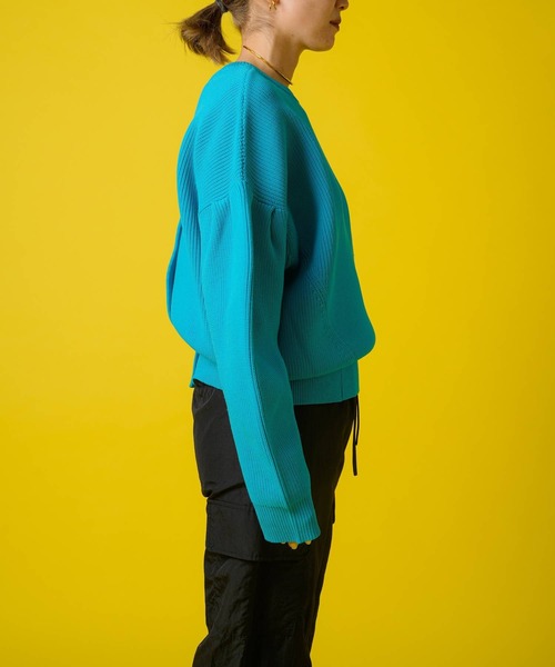 bohmal（ボマール）の「前後2WAY袖タックカラフルダンボールニットカーディガン（カーディガン/ボレロ・レディース・ブラック/ピンク/ライム/オレンジ/ブルー/グリーン・FREE）」の21枚目の写真