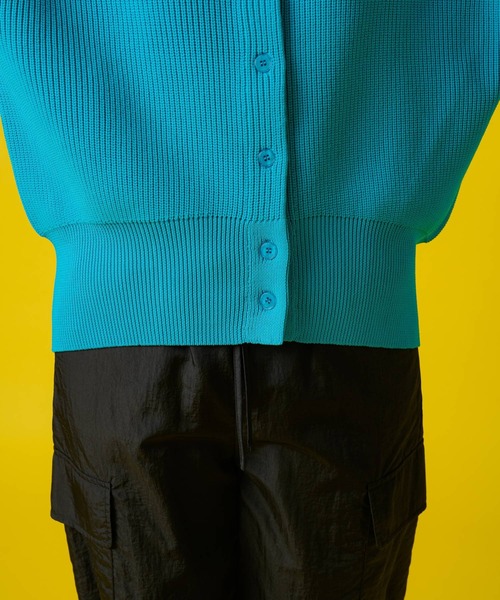 bohmal（ボマール）の「前後2WAY袖タックカラフルダンボールニットカーディガン（カーディガン/ボレロ・レディース・ブラック/ピンク/ライム/オレンジ/ブルー/グリーン・FREE）」の19枚目の写真