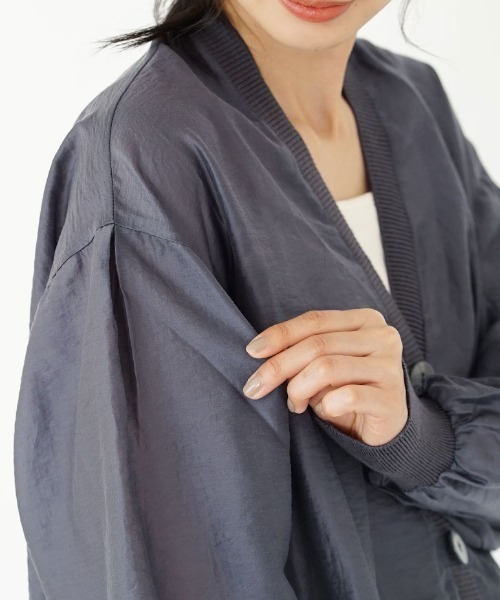 apartment department（アパートメントデパートメント）の「シアー素材 リブニット Vネックカーディガン（カーディガン/ボレロ・レディース・ライトグリーン/ブルーグレー・M）」の15枚目の写真