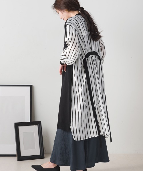 FURRY（ファーリー）の「ニット×布帛切替カーデワンピース（ワンピース・レディース・ネイビー/グレイッシュベージュ/ブラック・FREE）」の11枚目の写真