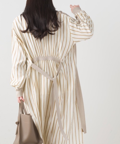 FURRY（ファーリー）の「ニット×布帛切替カーデワンピース（ワンピース・レディース・ネイビー/グレイッシュベージュ/ブラック・FREE）」の17枚目の写真